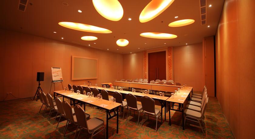 Harris Sentul 4*